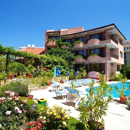 Family Rainbow Hotel 2*